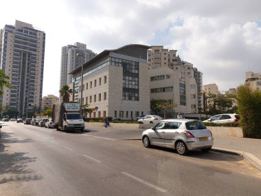 Sakin ol, israil. Ağustos 05, 2020. Bir Bituach Leumi ofisi, Holon şubesindeki İsrail Sosyal Sigorta Enstitüsü. Ulusal Sigorta Enstitüsü konsepti.