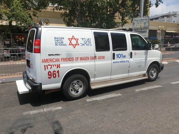 Holon Israel August 2020 White Magen David Adom Mada Emergency Zdjęcia Stockowe bez tantiem