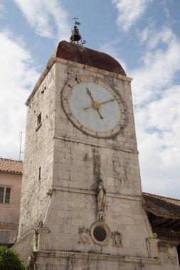 Eski kule saat Trogir içinde,
