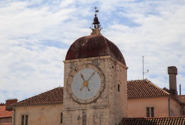 Eski kule saat Trogir içinde,