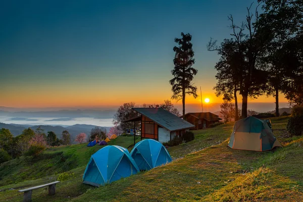 Hermoso Amanecer Camping Doi Taman Cima Montaña — Foto de Stock