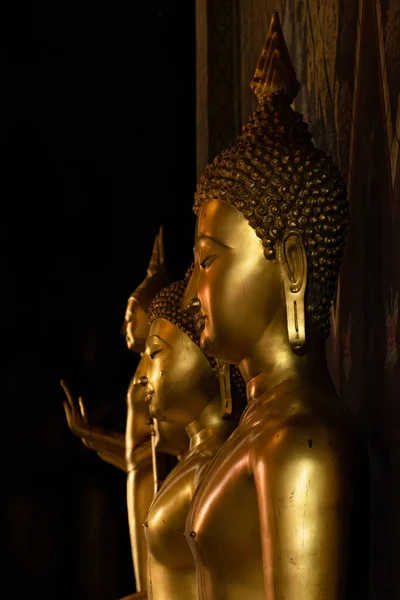 Αγάλματα Του Βούδα Στο Wat Phra Rattana Mahathat Phitsanulok Ταϊλάνδη — Φωτογραφία Αρχείου