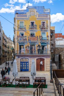 Tarragona duvar ile Cephe