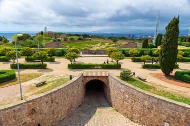 Montjuic Kalesi içinde