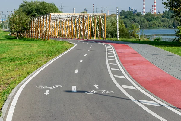 Maryino bisikletçiler ve yürüyüşe için Pathway
