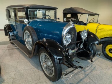 Lorraine-Dietrich B36 Retro araba sergisinde