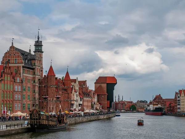 Muelle Del Río Motlawa Con Coloridas Casas Históricas Gdansk Polonia —  Fotos de Stock