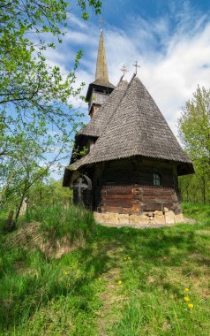 Geleneksel Maramures ahşap mimarisi - bakire Barsana, Romanya'da tapınağında sunum kilise. UNESCO Dünya Mirası