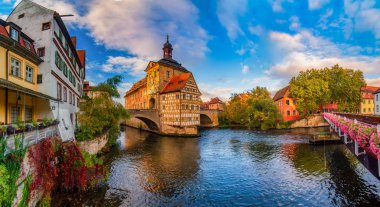Bamberg, Almanya 'nın tarihi şehir merkezinin muhteşem panoramik manzarası. Unesco Dünya Mirası Sitesi