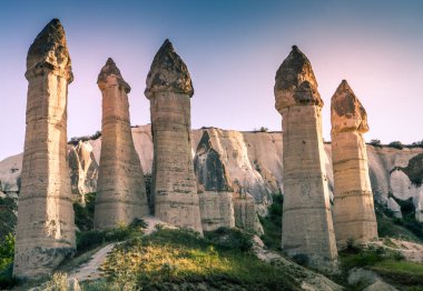Türkiye 'nin en ünlü vadisi Aşk Vadisi. doğal arkaplan