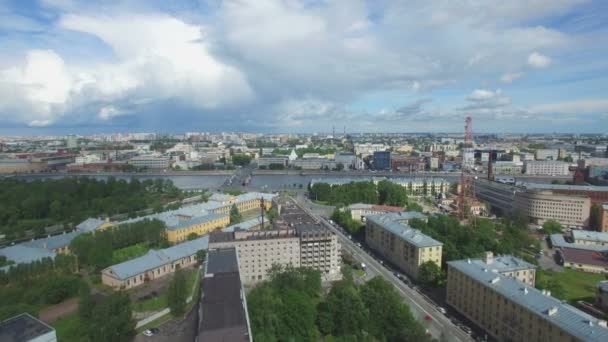 Uçan quadrocopter şehir St. Petersburg çekim. Bölüm 4 — Stok video