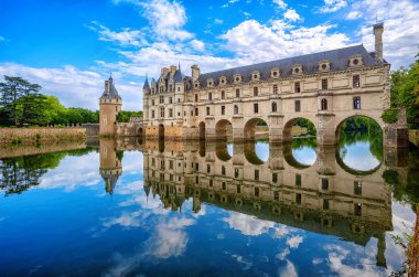 Chenonceaux, Fransa - 07 Temmuz 2017: Rönesans Chateau de Chenonceau, XVIncı yüzyılda inşa edilmiş, Loire Vadisi ve Unesco Dünya Kültür Mirası en güzel kale biridir
