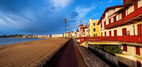 Traditional Colorful Basque Timber Houses Facing Sand Beach Jean Luz — Stock Photo, Image