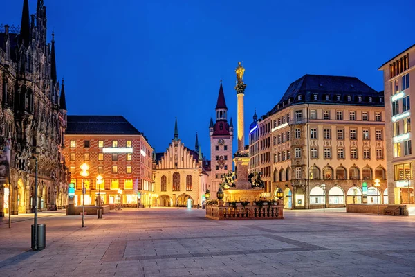 Münchens Gamla Stadsdel Marienplatz Och Det Gamla Rådhuset Tyskland Kvällsljus — Stockfoto