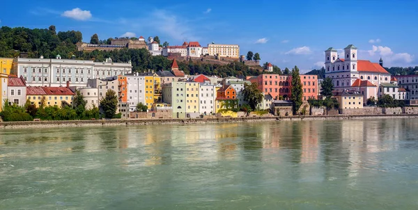 Colorful Traditional Houses Historical Old Town Passau Germany Situated Junction — Stock Photo, Image