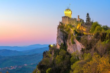 Cesta, San Marino İkinci Kulesi