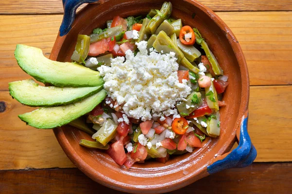 Traditional Mexican Nopal Cactus Salad — Stock Photo, Image