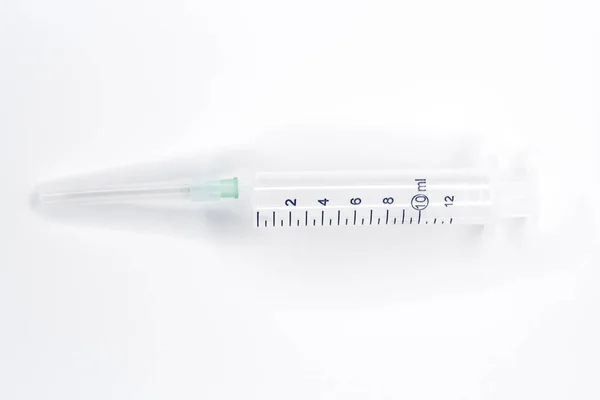 Medikamente Spritze Zur Injektion Auf Weißem Hintergrund Mit Ampullen Hintergrund — Stockfoto