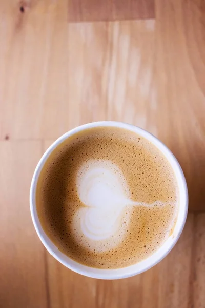 Kopi Secangkir Kopi Latte Cafe Dengan Seni Latte Hati Atas — Stok Foto