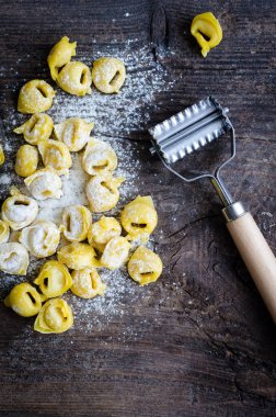 Taze hazırlanan İtalyan tortellini