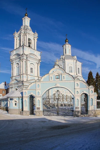 Hermosa Iglesia Antigua Con Una Cerca Calada Ciudad Voronezh Rusia — Foto de Stock