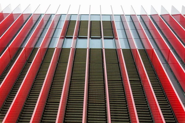 Imagen Fondo Estirando Verticalmente Los Paneles Decorativos Rojo Con Barras —  Fotos de Stock