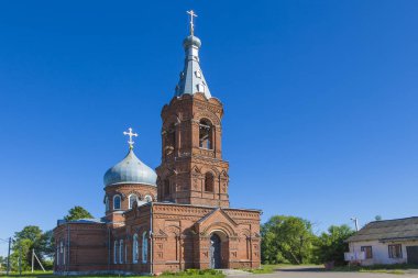 Eski Rus kırmızı tuğla Kilisesi