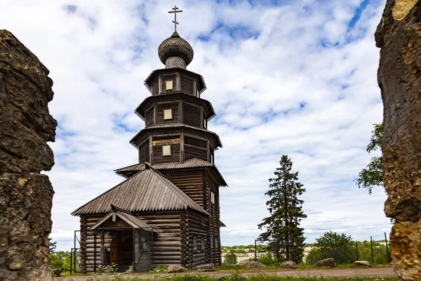 Torzhok kasabasındaeski kilise, Tver bölgesi (Rusya)