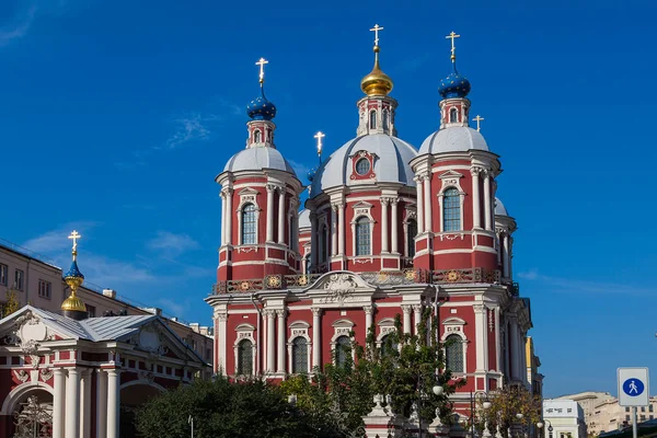 Древняя Православная Церковь Богатым Украшением Кружевным Орнаментом — стоковое фото