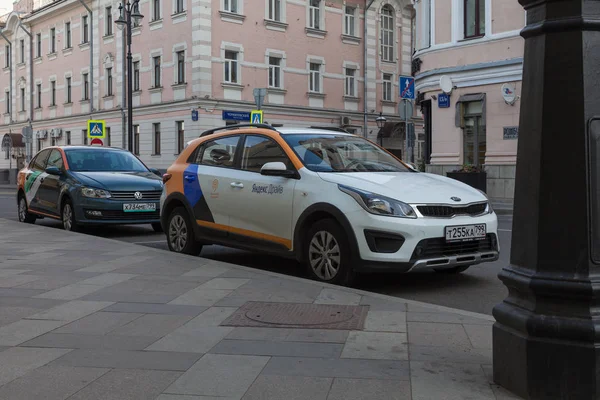 Moscow Russia September 2019 Car Sharing Cars Different Companies Parked — Stock Photo, Image