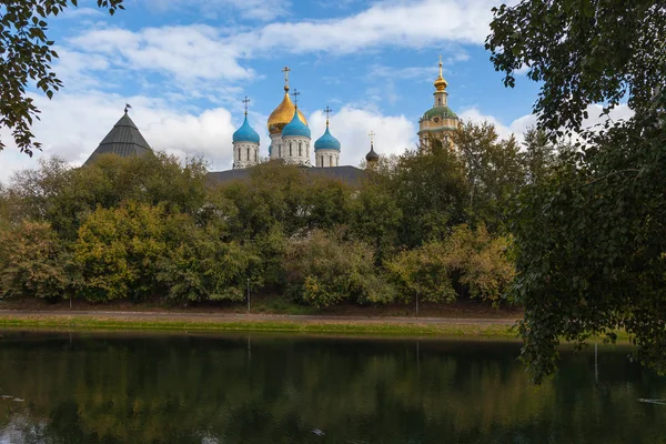 Panoramic View Novospassky Monastery City Moscow Foreground Pond — Stock Photo, Image