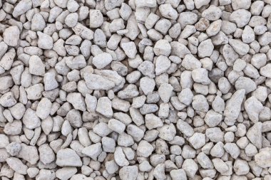 Arkaplan resmi - yüzey alanı küçük beyaz ezilmiş taşlarla kaplı
