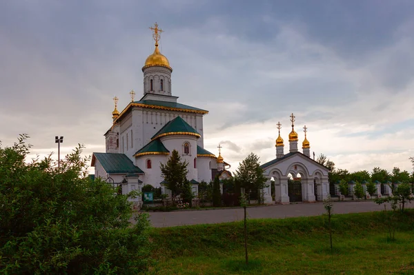 Церковь Святого Сергия Радонежского Деревне Веледниково Москвой — стоковое фото