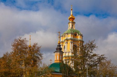 Moskova Novospassky Manastırı 'nın çan kulesi.