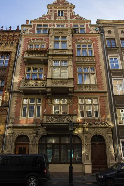 Fachada Del Hermoso Edificio Histórico Calle Del Casco Antiguo Gdansk —  Fotos de Stock