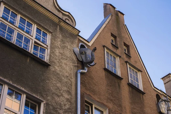 Fasaden Vacker Historisk Byggnad Gatan Gamla Stan Gdansk Polen — Stockfoto