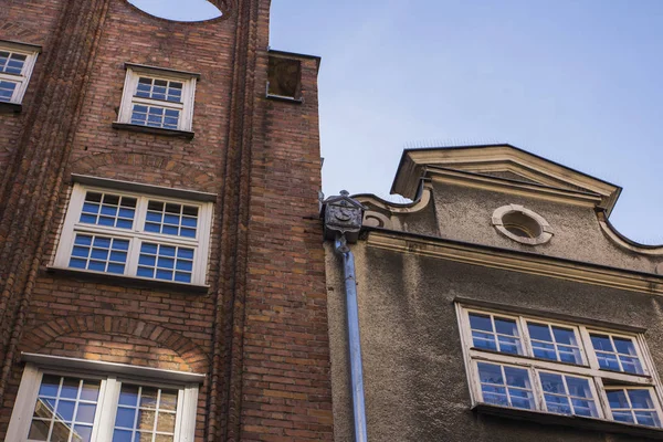 Fachada Del Hermoso Edificio Histórico Calle Del Casco Antiguo Gdansk — Foto de Stock