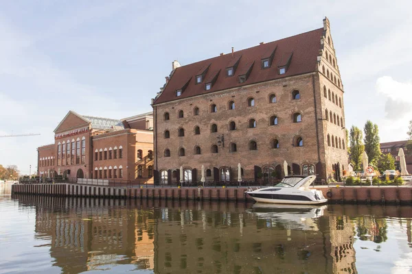 Edificios Históricos Orillas Del Río Gdansk Polonia —  Fotos de Stock