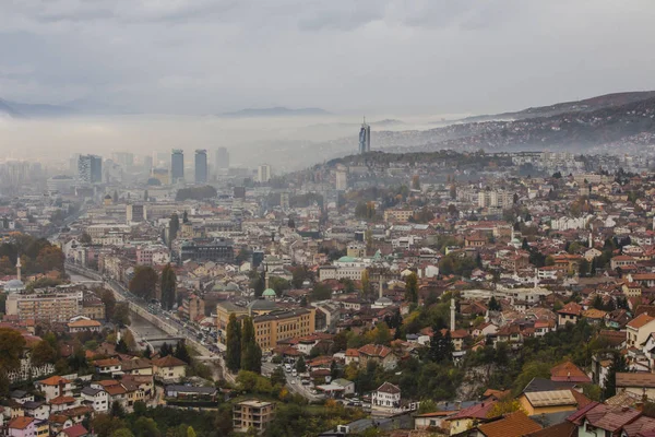 Vista Desde Punto Más Alto Sarajevo Niebla Mañana Bosnia Herzegovina — Foto de Stock