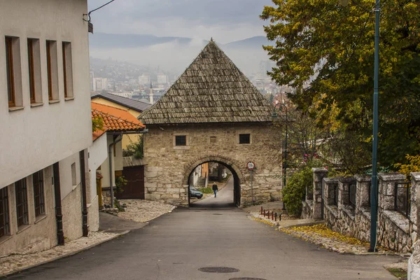 Saraybosna tarihi şehir kapısına. Bosna Hersek