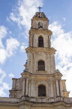 Vilnius'taki Kutsal Bakire Meryem Kilisesi terk edilmiş. Litvanya