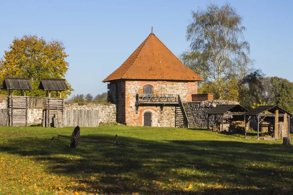 Torre Tijolo Pátio Castelo Trakai Lituânia — Fotografia de Stock