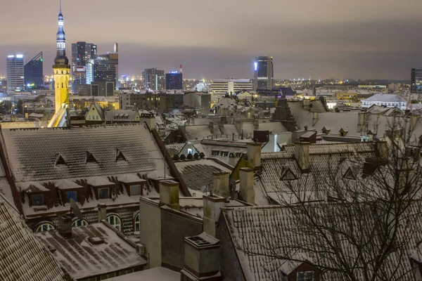 Ночной Вид Старый Город Таллинна Высокой Точки Зимы Эстония — стоковое фото