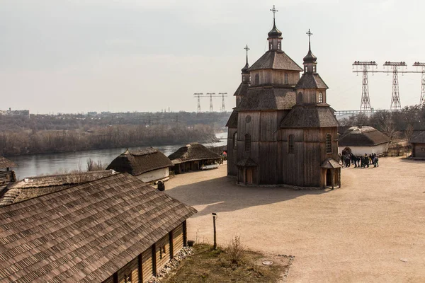 Pohled Dřevěný Kostel Národní Rezervaci Zaporizhzhia Sich Ostrově Khortytsia Zaporizhzhia — Stock fotografie