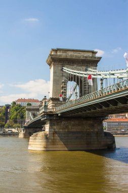 Budapeşte 'deki Szechenyi Zincir Köprüsü manzarası. Macaristan