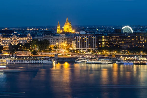 Vista Nocturna Del Dique Del Río Danubio Budapest Hungría — Foto de Stock