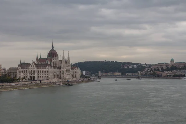 Utsikt Över Parlamentsbyggnaden Budapest Ungern — Stockfoto