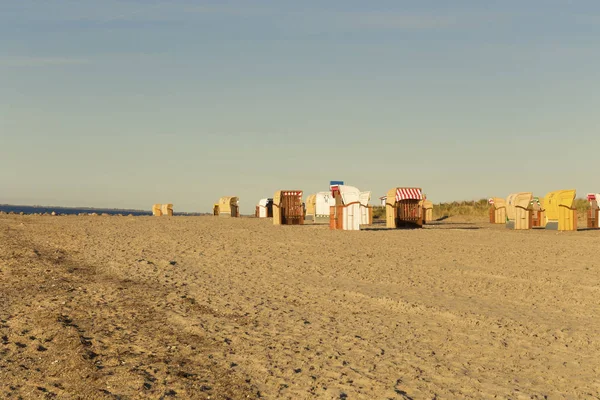 Sedie Spiaggia Sulla Spiaggia Del Mar Baltico — Foto Stock