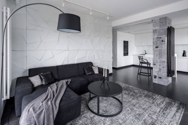 Oturma odası ve mutfak açık alan modern daire