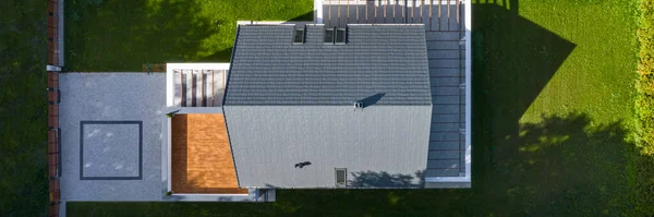 Panorama Maison Moderne Extérieure Avec Jardin Verdoyant Vue Sur Drone — Photo